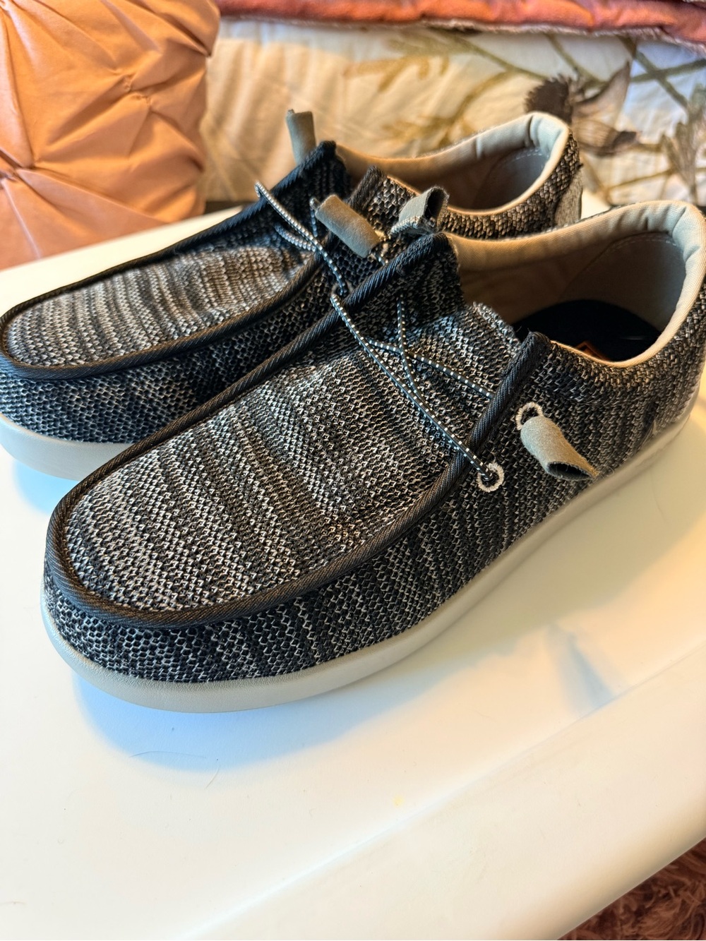 Composite Toe Slip-On Safety Shoes,       M 7.5w/W 9.5w